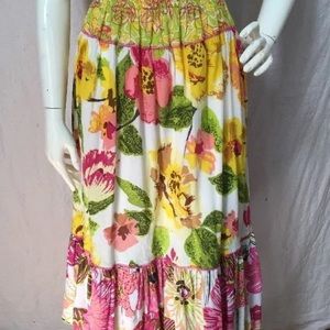 Vintage 70s Era Floral Cotton Tier Mid Full Skirt